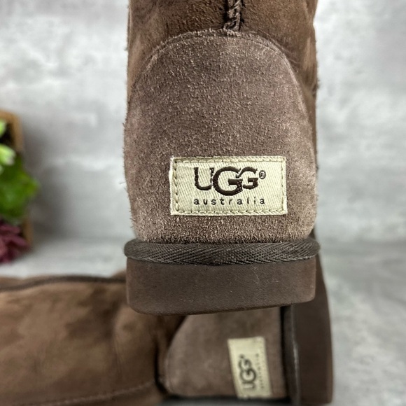 UGG Classic Tall Dark Brown Boot Size 7 - Picture 9 of 13